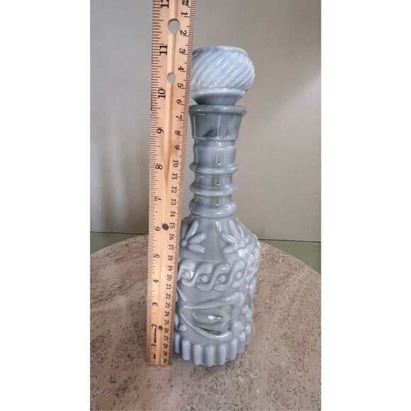 Vintage Fenton Blue Opalescent Hobnail Decanter with Stopper Vase Decor - Picture 9 of 13